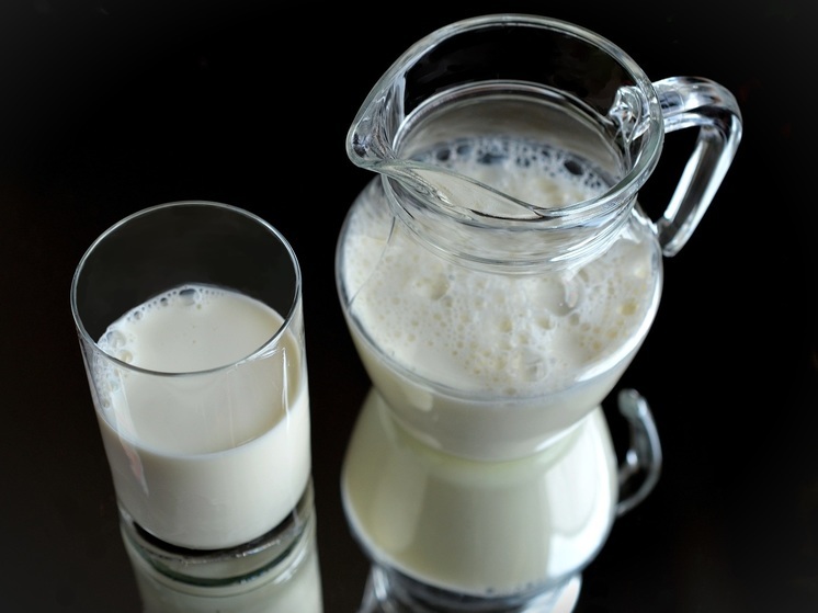 Россельхознадзор уличил петербургскую компанию в поставке 33 тонн фантомного молока
