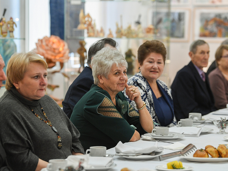 Глава Тверской области пообщался с представителями советов ветеранов