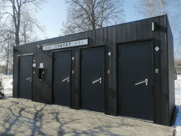 В Орле открылся новый общественный туалет в сквере Семьи