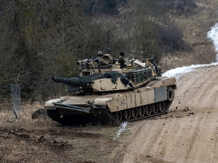 Экс-разведчик Риттер: ВСУ не смогут использовать весь потенциал танков Abrams и быстро их лишатся