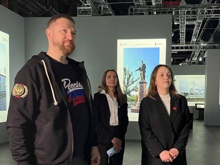 В Мелитополе открылась фотовыставка журналиста Александра Малькевича