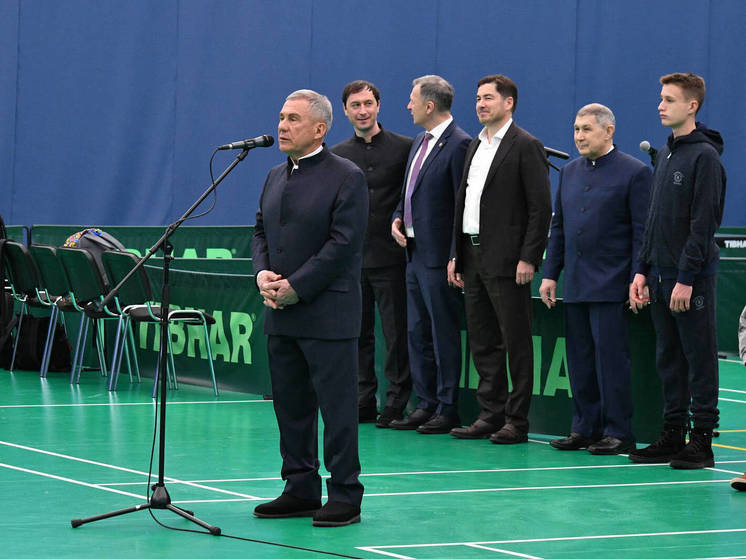 Минниханов открыл турнир по настольному теннису в Богатых Сабах