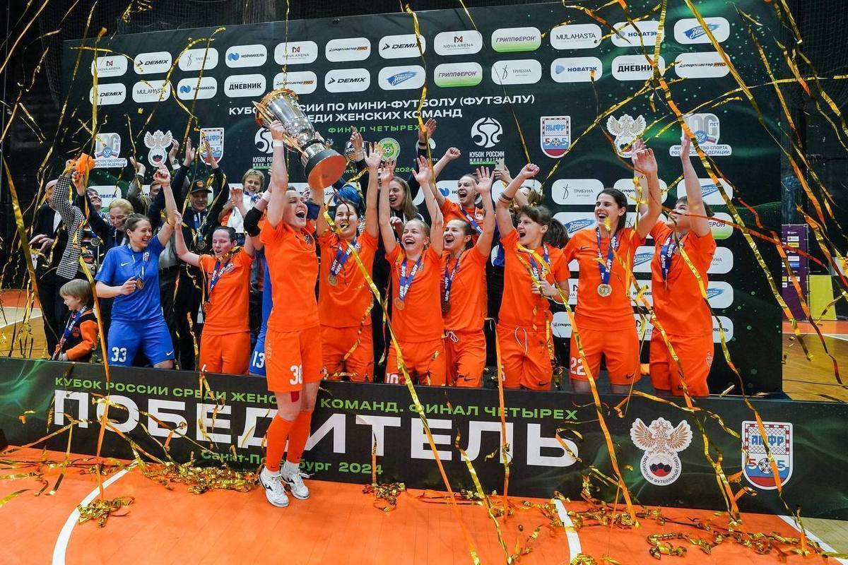 St. Petersburg team "Crystal" won the Russian Cup in women's mini-football