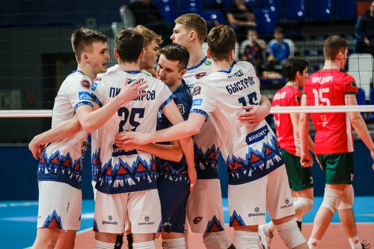 Youth "Torch" from the Yamal-Nenets Autonomous Okrug beat the volleyball players of Novosibirsk