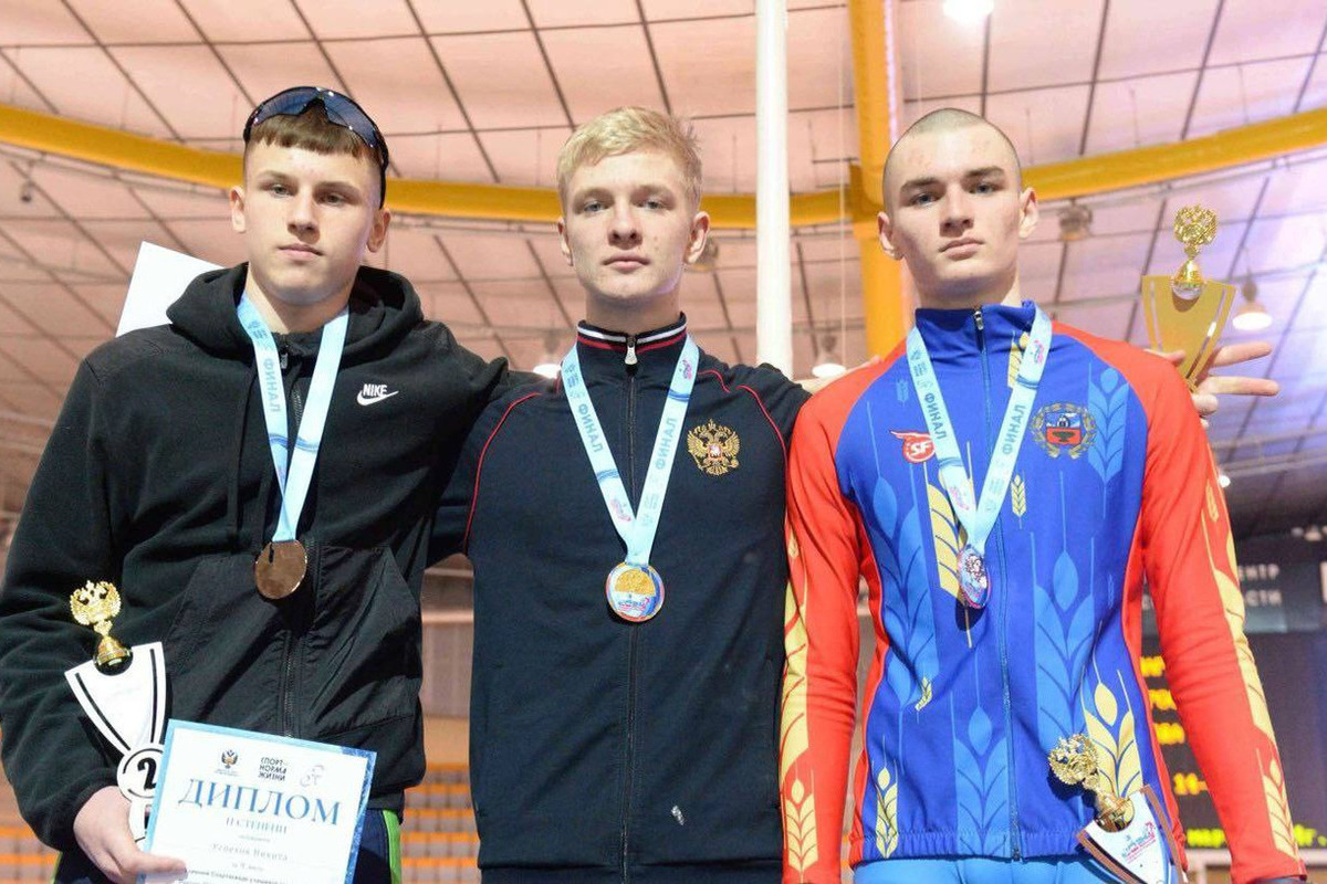 Murmansk speed skater Nikita Uspehov took silver at the Students' Spartakiad