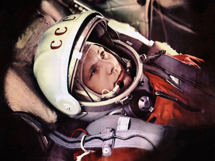 В России и за границей отмечают 90-летие со дня рождения первого космонавта Юрия Гагарина
