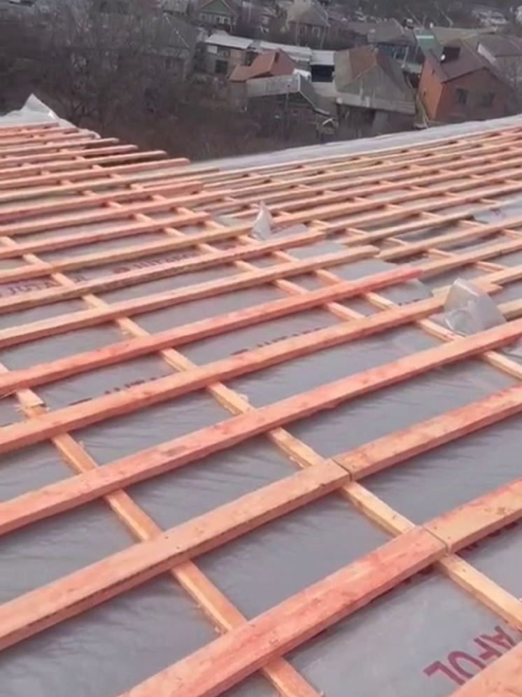 В Кисловодске на восстановление сорванной ветром крыши потратят 2,6 млн рублей