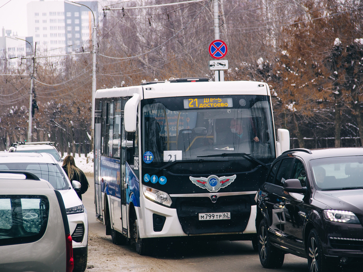 Рязанцы пожаловались на долгое ожидание автобуса №21