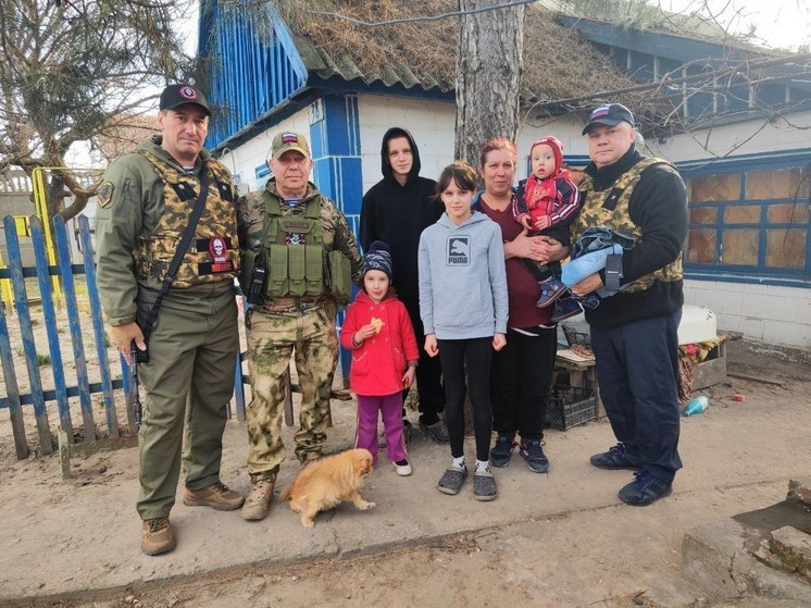 Волонтеры батальона "Крым" привезли подарки в Запорожскую область