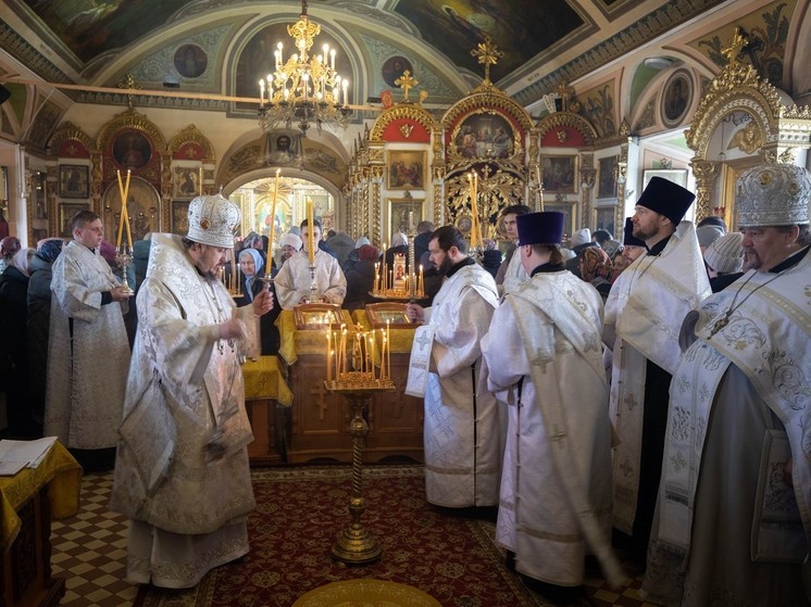 Литургия и панихида во Вселенскую родительскую субботу состоялись ещё в одном соборе Орловской области