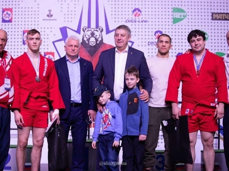 Пензенские самбисты завоевали медали на чемпионате России