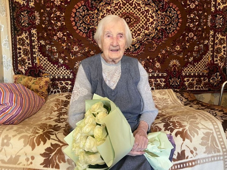 103 года исполнилось участнице войны Лидии Челноковой из Торжка