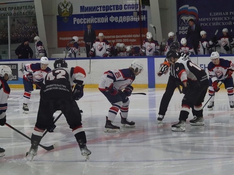 Тамбовская хоккейная молодежка одержала вторую победу в плей-офф