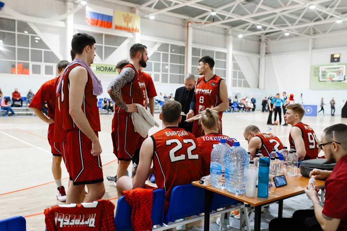 Cheboksary Hawks basketball players broke a five-game losing streak
