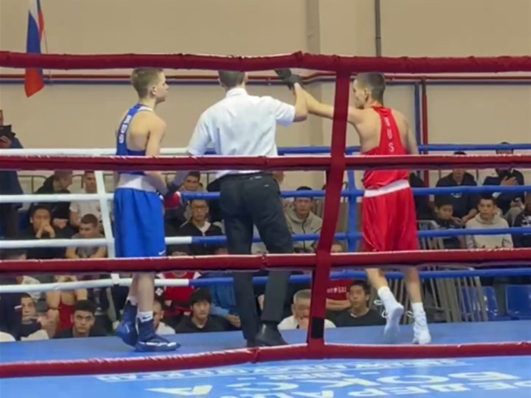 Юный боксёр из Забайкалья победил на первенстве ДФО