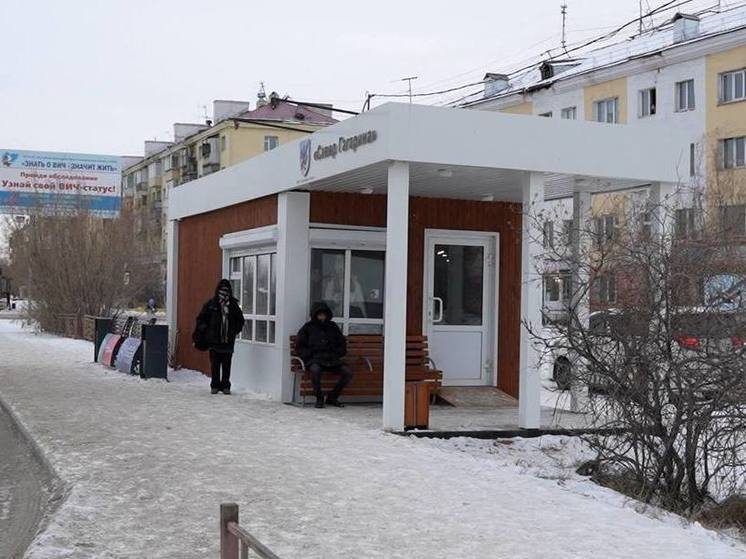 В Якутске из-за вандалов закрыли пять теплых остановок