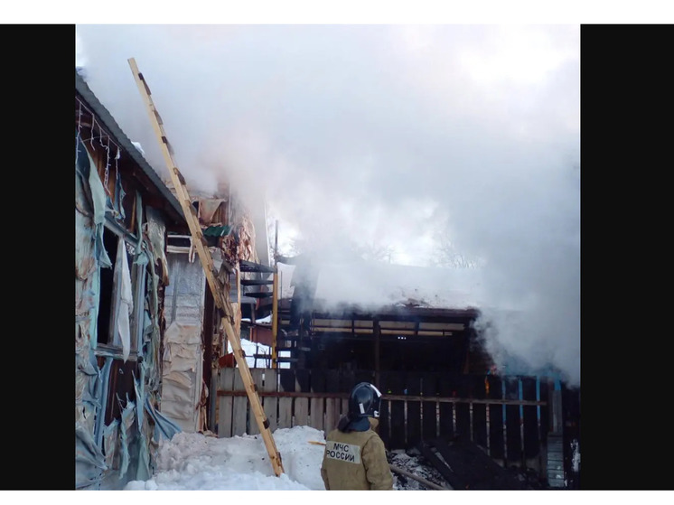 Костромские пожары: от пожара в бане пострадал и основной дом