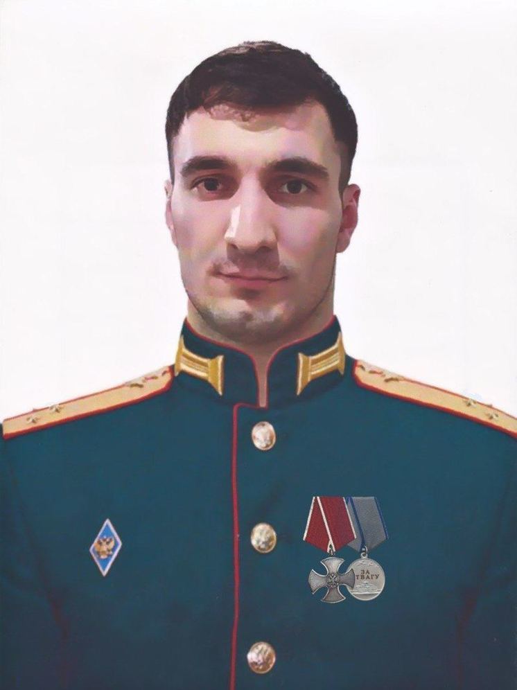 Сахалинского офицера на СВО наградили орденом Мужества и медалью «За отвагу»