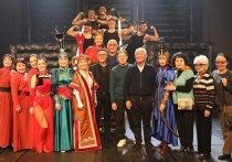 В праздничные мартовские дни в Буряад театре прошла премьера спектакля «Хатан»