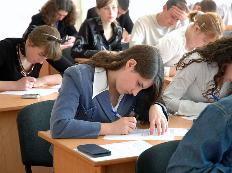 Школьники смогут пересдать один предмет ЕГЭ уже в июне