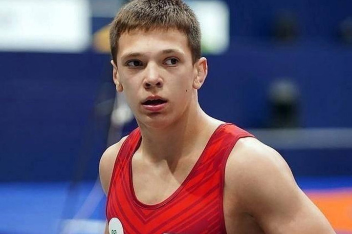 Lipchanin became a three-time winner of the Russian Championship in wrestling