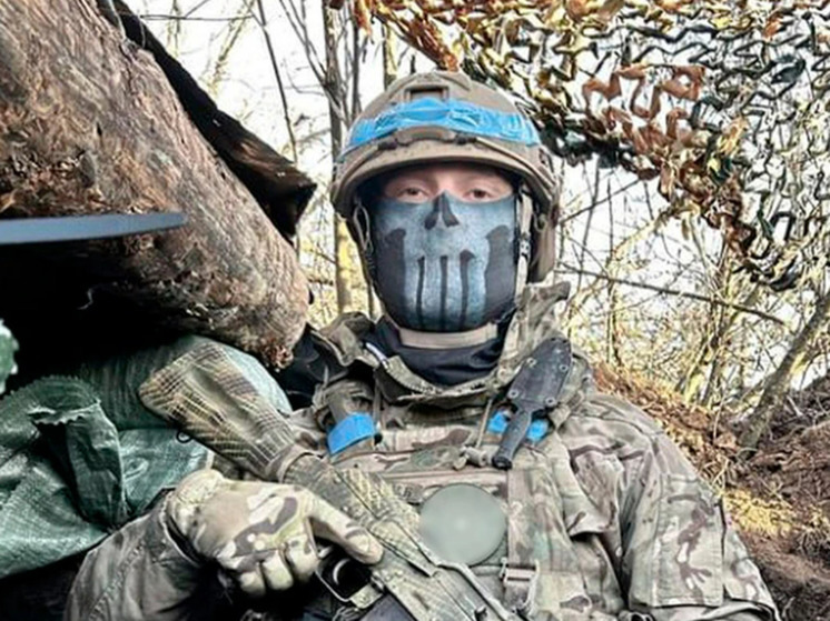 Отец фотографировал Микки Рурка, а сын поехал убивать людей за деньги