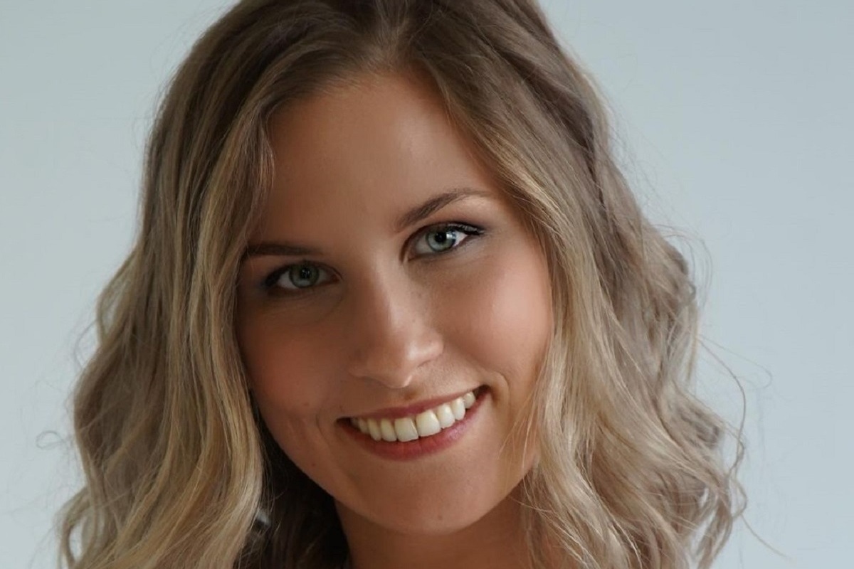 Синхронистка примерила забавный наряд