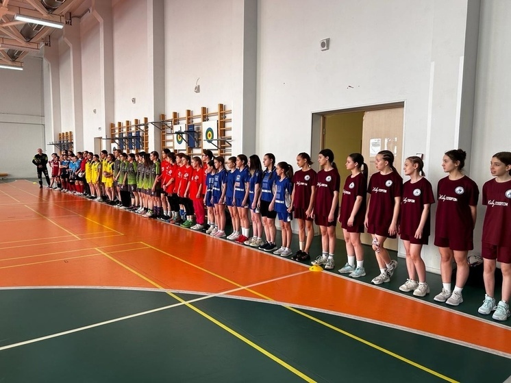 Серпуховские спортсмены прошли в финал областных соревнований по тэг-регби