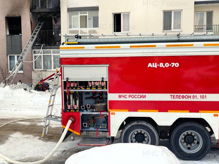 В Тобольске горел жилой дом