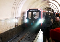 Одна из самых протяженных линий столичной подземки получила долгожданные новенькие поезда