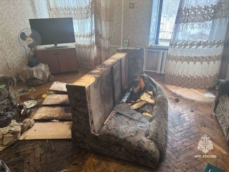 В Башкирии при пожаре в доме эвакуировали 13 человек