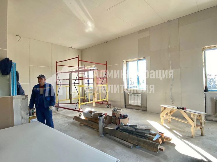 В Данило-Ивановке продолжается капитальный ремонт Дома культуры