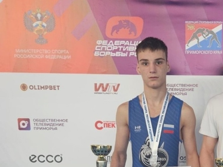 Пензеские спортсмены завоевали медали на первенстве России по греко-римской борьбе