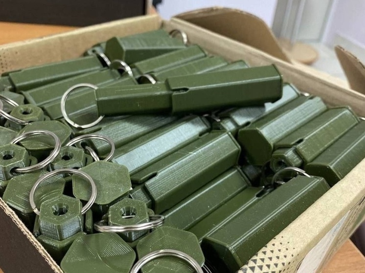 Ханты-мансийцы готовят для бойцов пластиковые ампулы