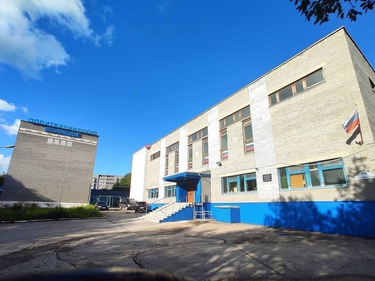 В Ковдорском политехническом колледже отремонтируют общежитие и спортзал