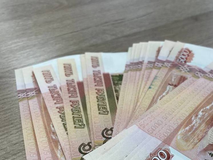 Васильев назвал тулякам валюты, в которых стоит хранить деньги в 2024 году