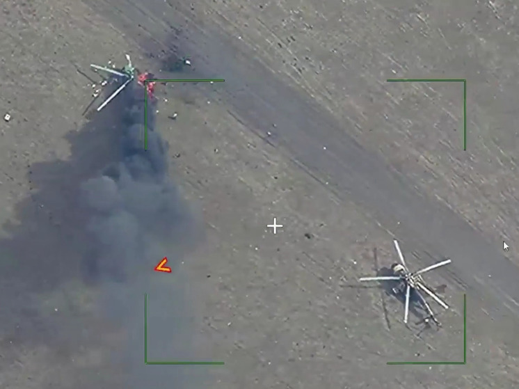 Вместе с вертолетами сгорел ангар с авиационными ракетами