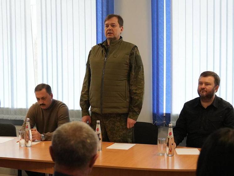 Губернатор Запорожской области вместе с сенатором провели встречу медработниками региона
