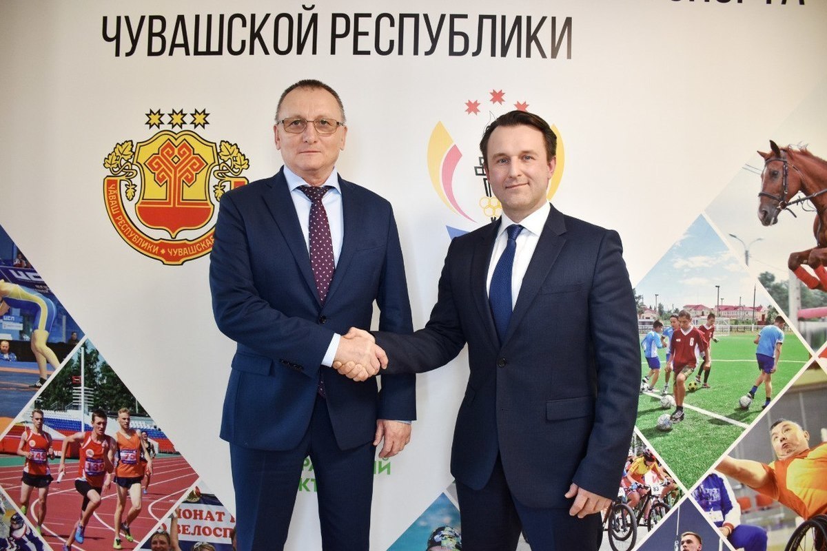 Petrov and FTAR Secretary General discussed holding weightlifting competitions in Chuvashia