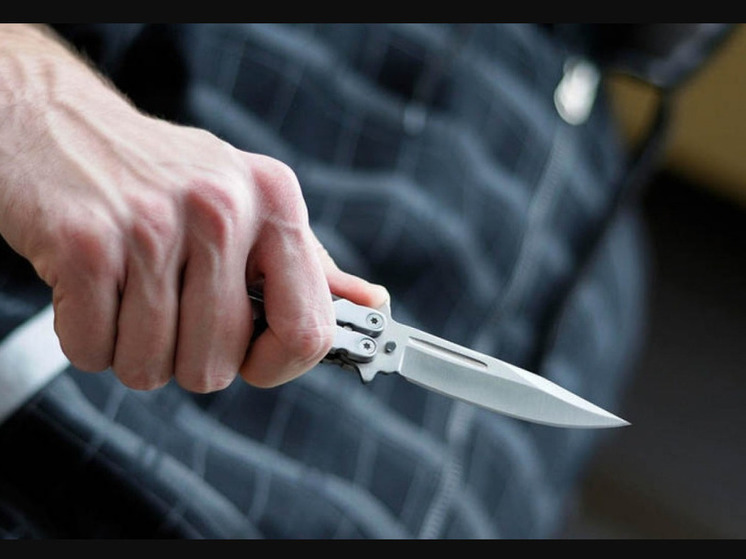 Дагестан в шоке: Подросток в Дербенте атаковал сверстников ножом
