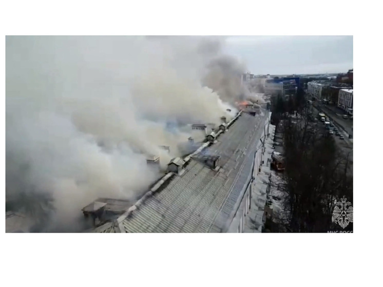 В Ярославле площадь пожара на проспекте Ленина достигла 1000 метров