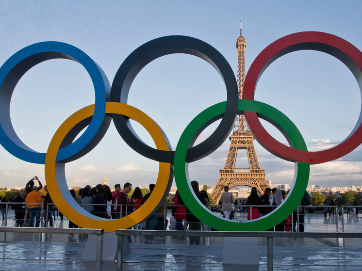 Французские политики решают, кто достоин участвовать в Играх в Париже