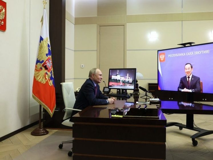 Президент РФ и глава Якутии обсудили вопросы социально-экономического развития республики