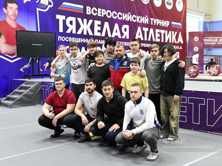 Ямальские тяжелоатлеты взяли бронзу на Всероссийском турнире