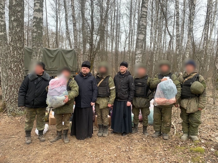 Брянские священники передали бойцам СВО гуманитарную помощь