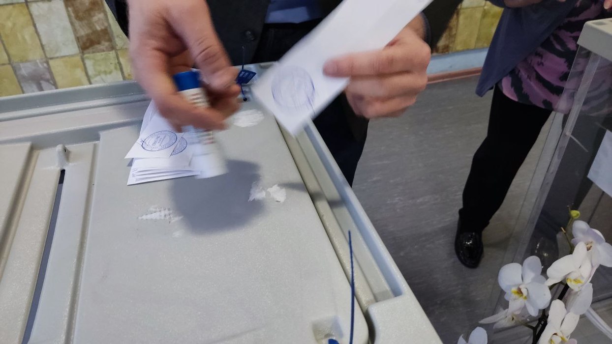 Председатель СПбИК Мейксин открыл первый день голосования на выборах президента РФ