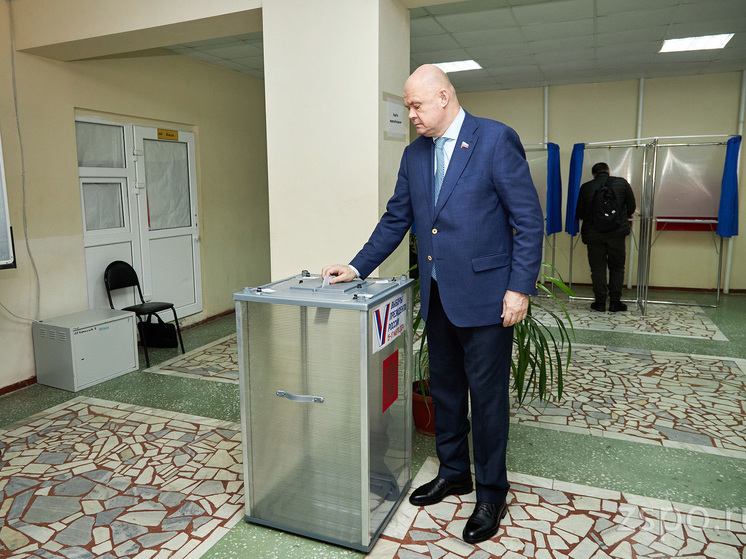 Председатель Законодательного Собрания Пензенской области проголосовал на выборах президента РФ