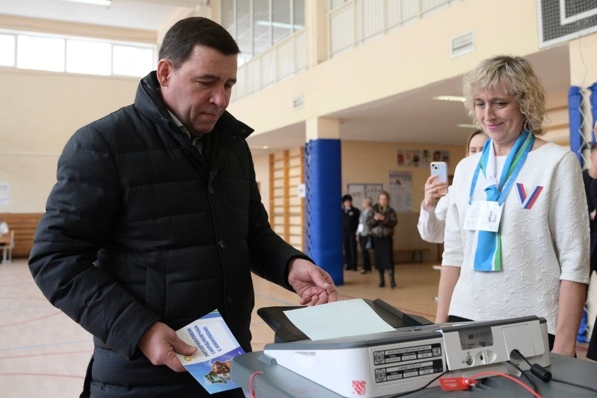 мировые судьи верх-исетского района. мировые судьи свердловской области. судебный участок 3 г екатеринбурга. мировой судебный участок. кузнечная, 72.