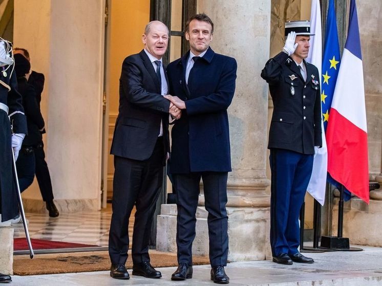 FT: Разногласия Макрона и Шольца могут подорвать единство Европы