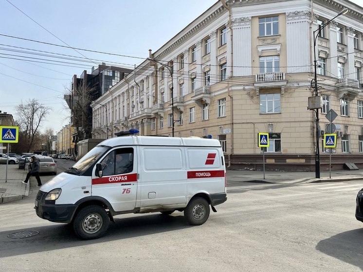 В Иркутской области в этом году отремонтируют 12 дорог к медицинским учреждениям
